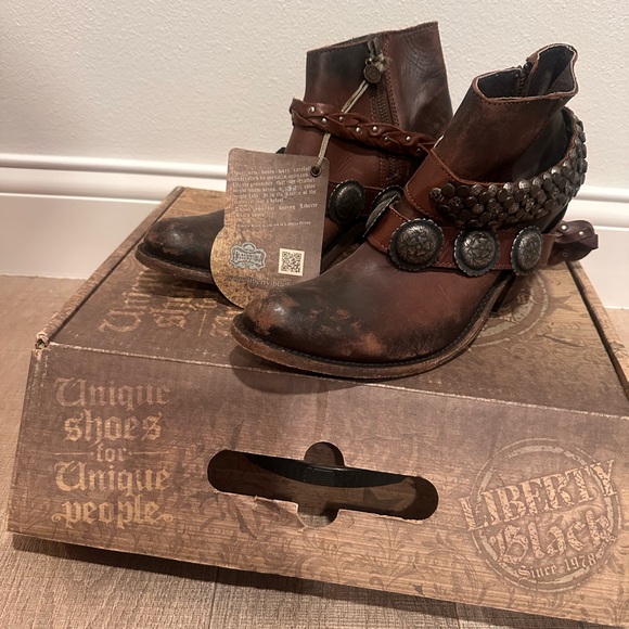 LIBERTY Black Brown Leather Ankle Boots - Picture 3 of 7